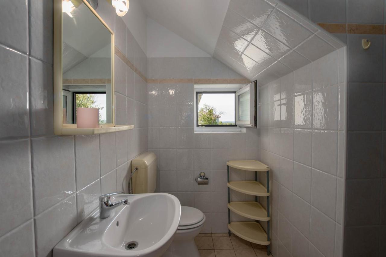 Apartment Lucija, Stinjan Pula Eksteriør billede