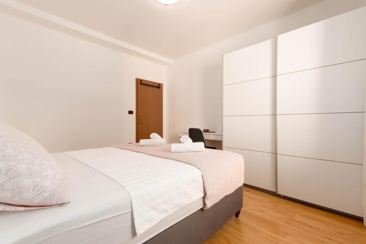 Apartment Lucija, Stinjan Pula Eksteriør billede